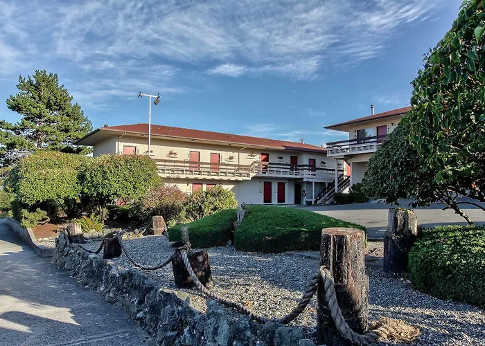 Islands Inn